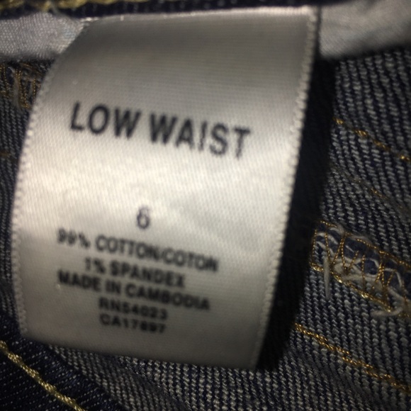 Old navy low waist jean shorts - Picture 4 of 4